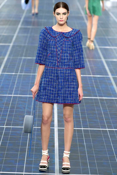 Look 29